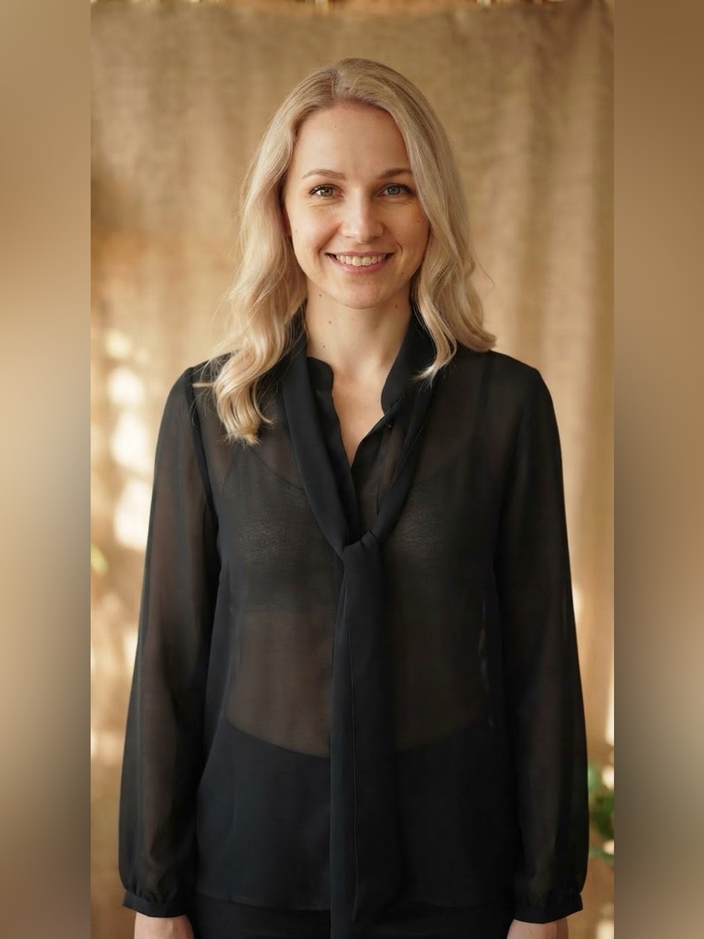 Good American Sheer Draped Tie Blouse in Black size 1 (Small)